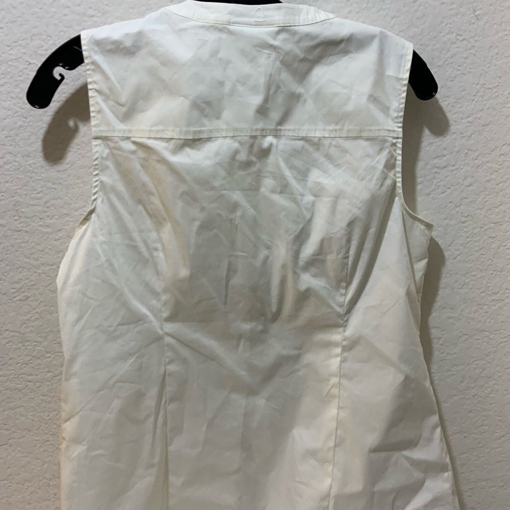 Liz Claiborne White front lace Ruffle Sleeveless Top - Size S NWT - Picture 5 of 7
